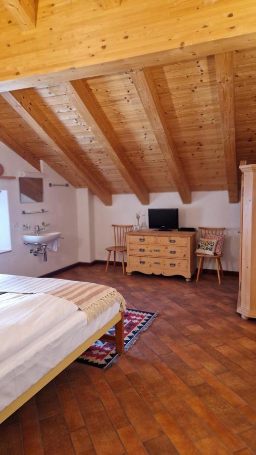 Weisses Kreuz - Crusch Alva Bed and Breakfast Samedan Eksteriør billede