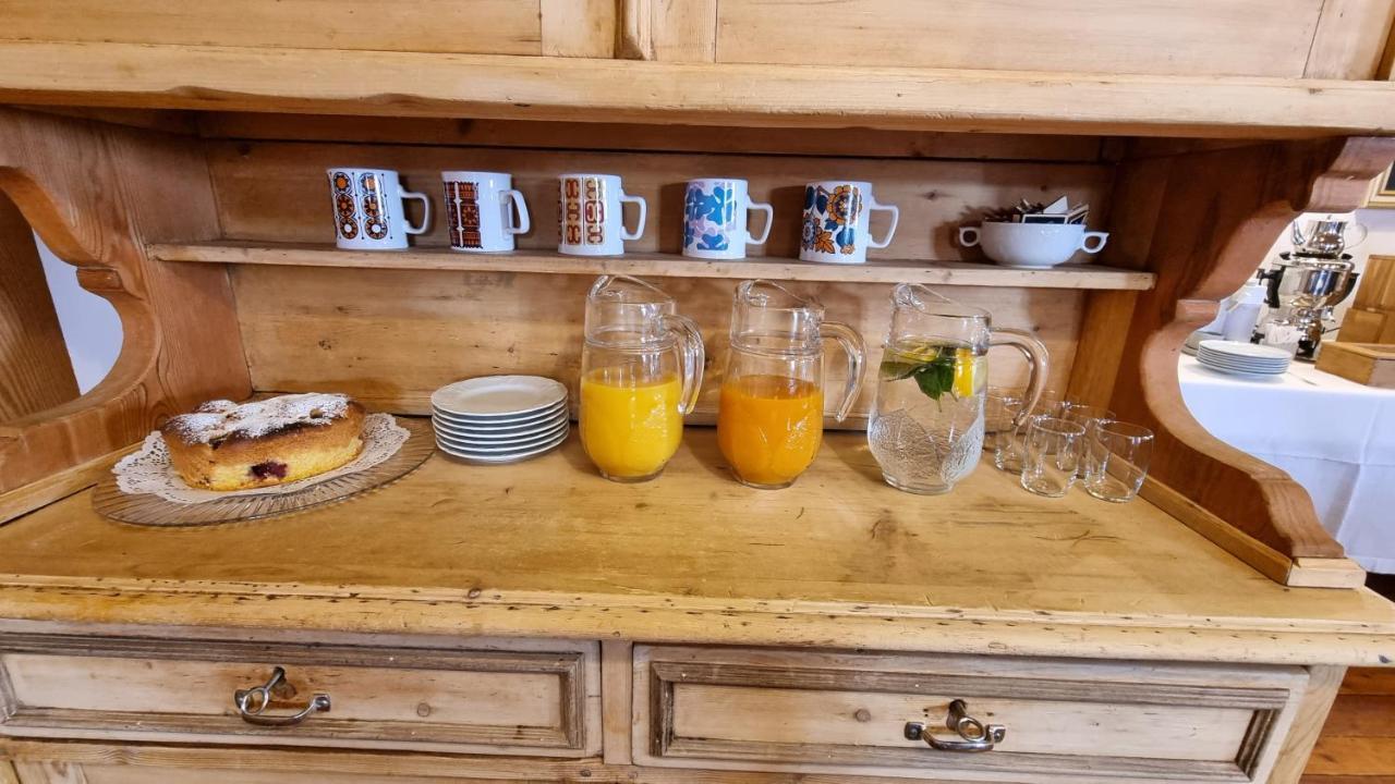 Weisses Kreuz - Crusch Alva Bed and Breakfast Samedan Eksteriør billede
