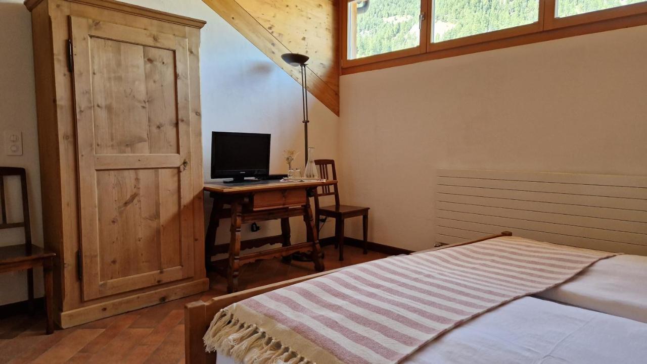 Weisses Kreuz - Crusch Alva Bed and Breakfast Samedan Eksteriør billede