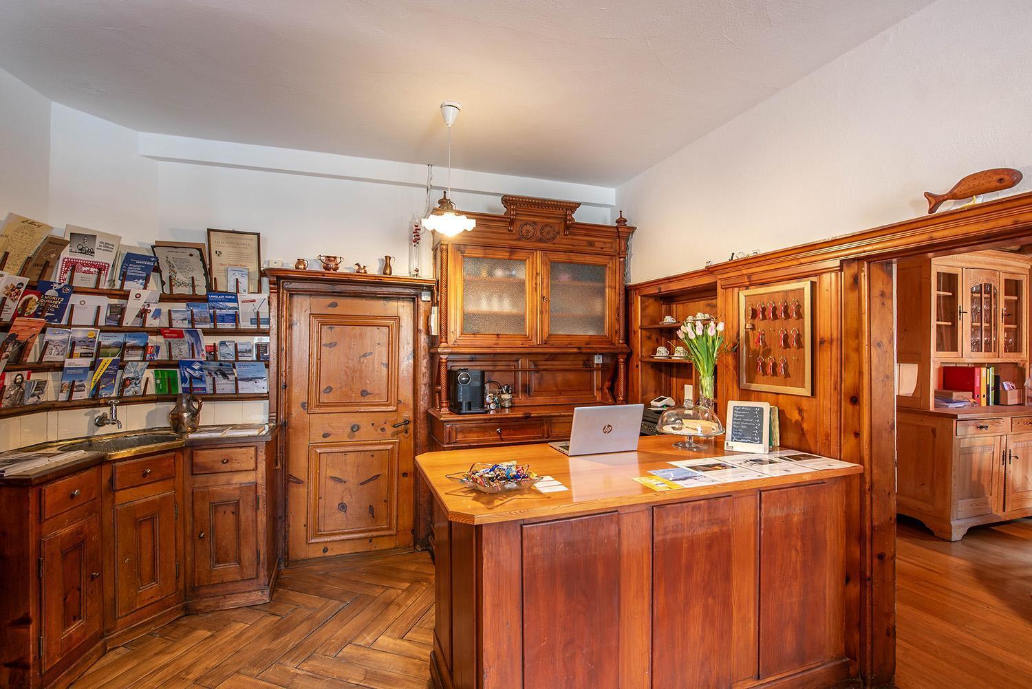 Weisses Kreuz - Crusch Alva Bed and Breakfast Samedan Eksteriør billede